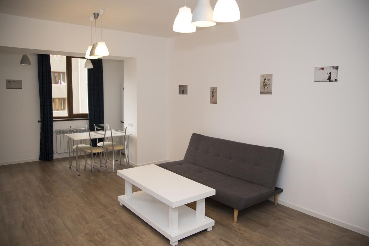Apartments On Mashtots By Picnic Erivan Exterior foto